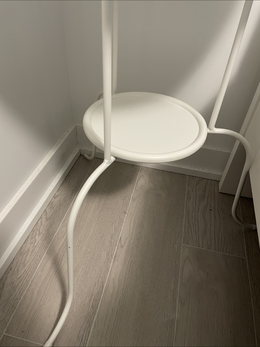 Ikea Lindved White Round Side Table with Lower Shelf - photo 5