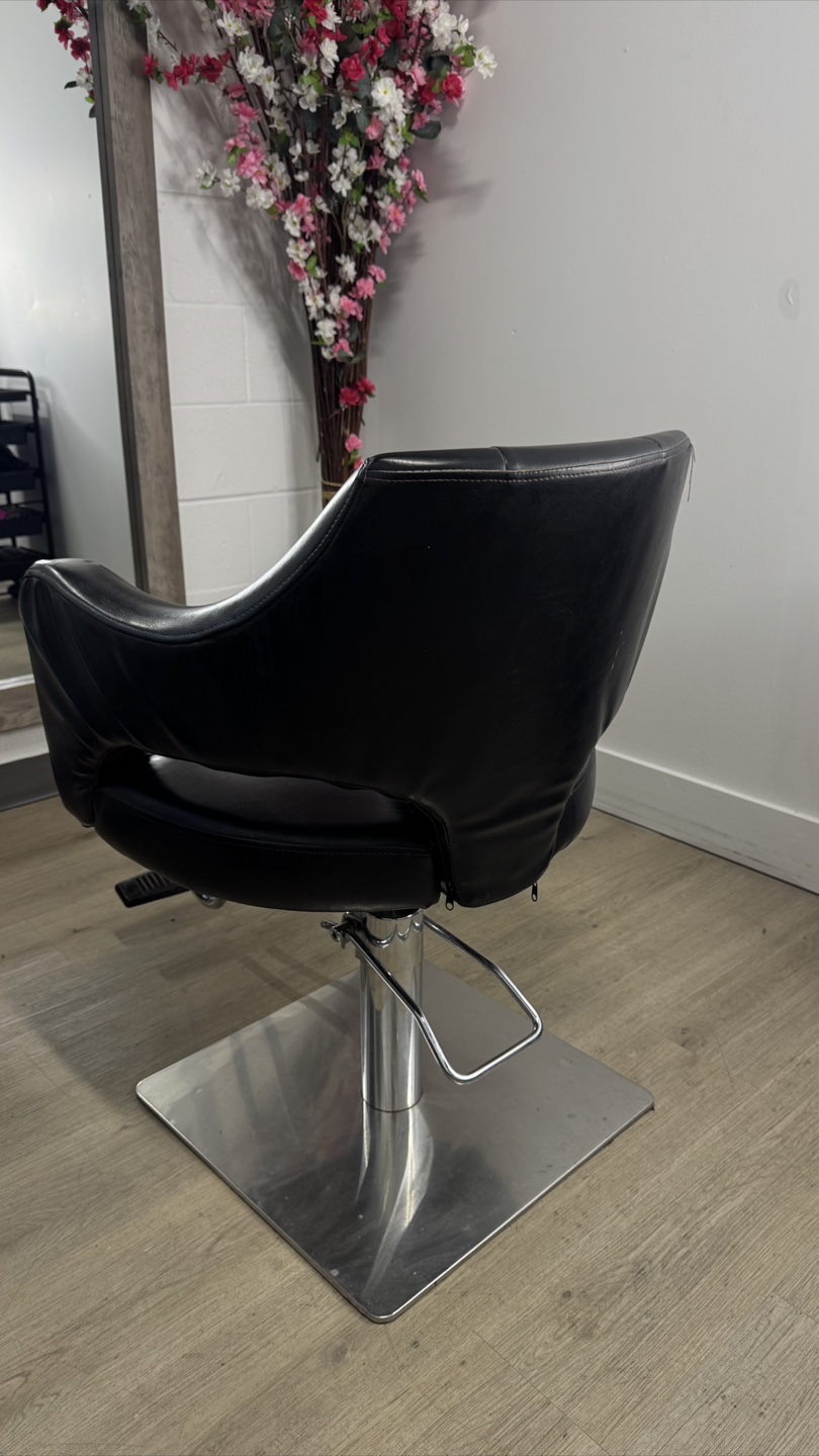 Salon Styling Chair - Black Leather - photo 2