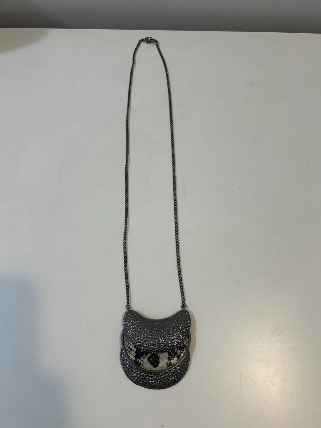 Unique Snakeskin and Metal Layered Necklace 🧡 thumbnail