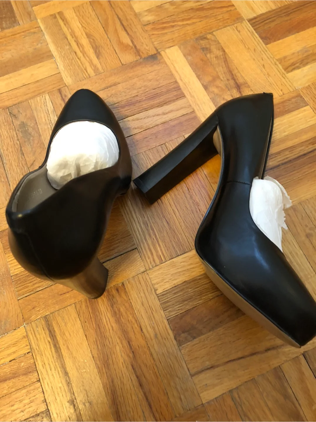 🧡Echelon Black Leather Heels image indicator(3)