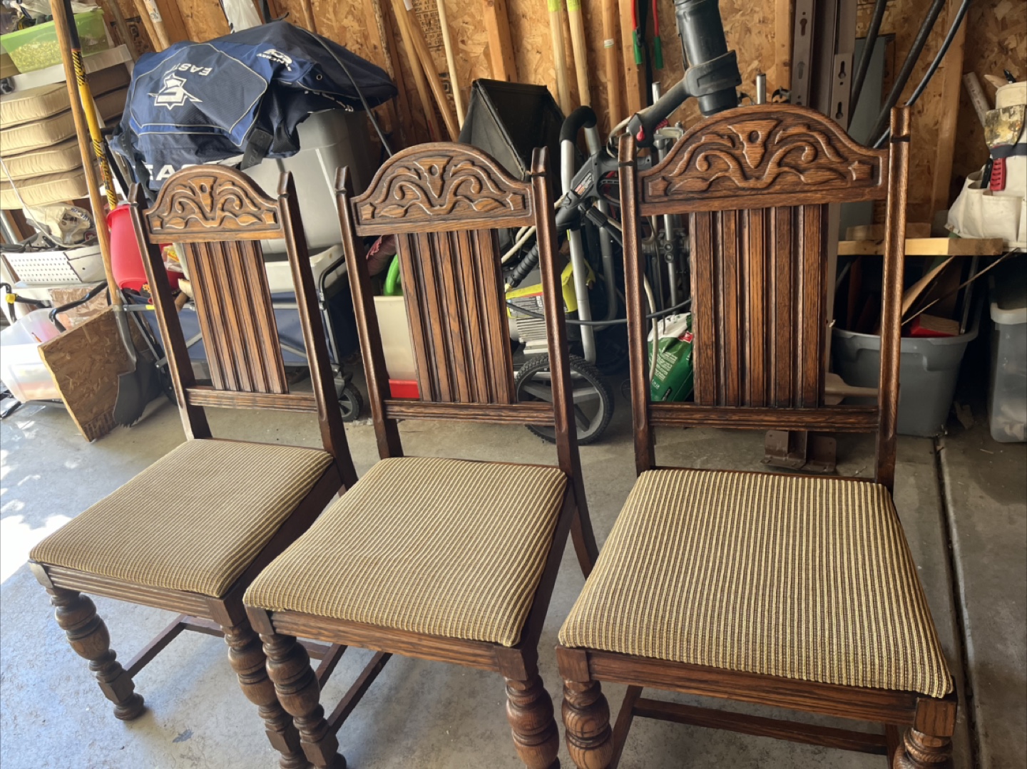 Set of Three Antique Wooden Dining Chairs - photo 4
