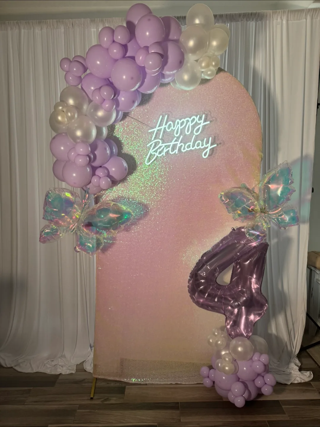 Balloon decorations thumbnail