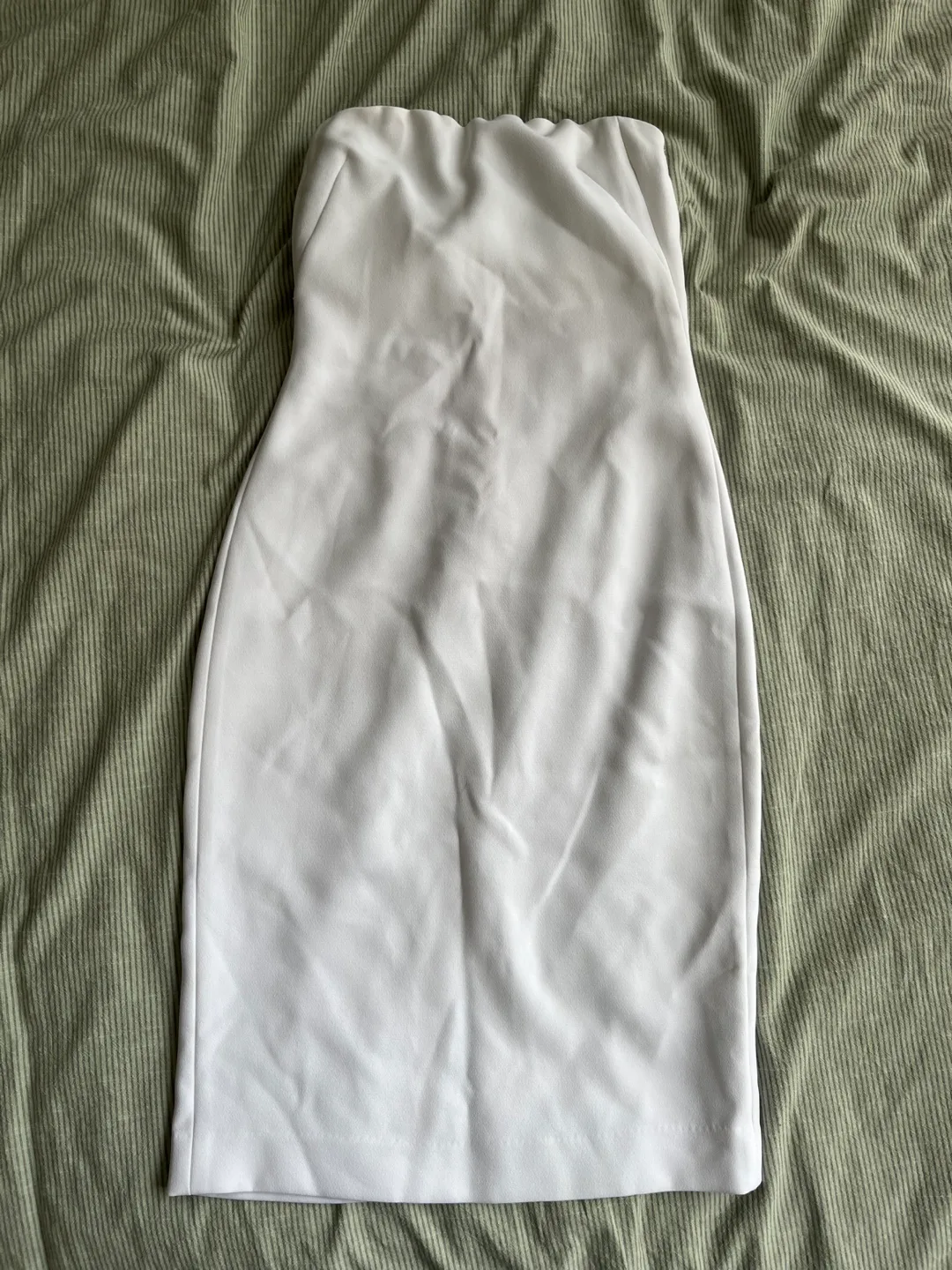 Babaton size 2 white midi dress thumbnail