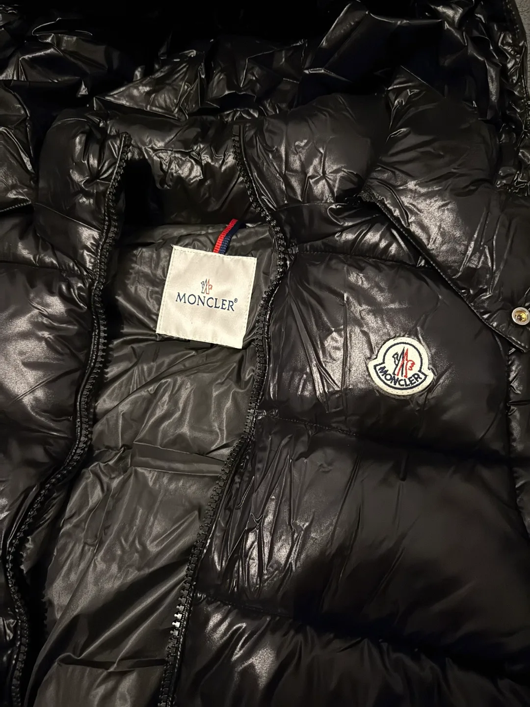 Men's Moncler Black Puffer Vest image indicator(4)