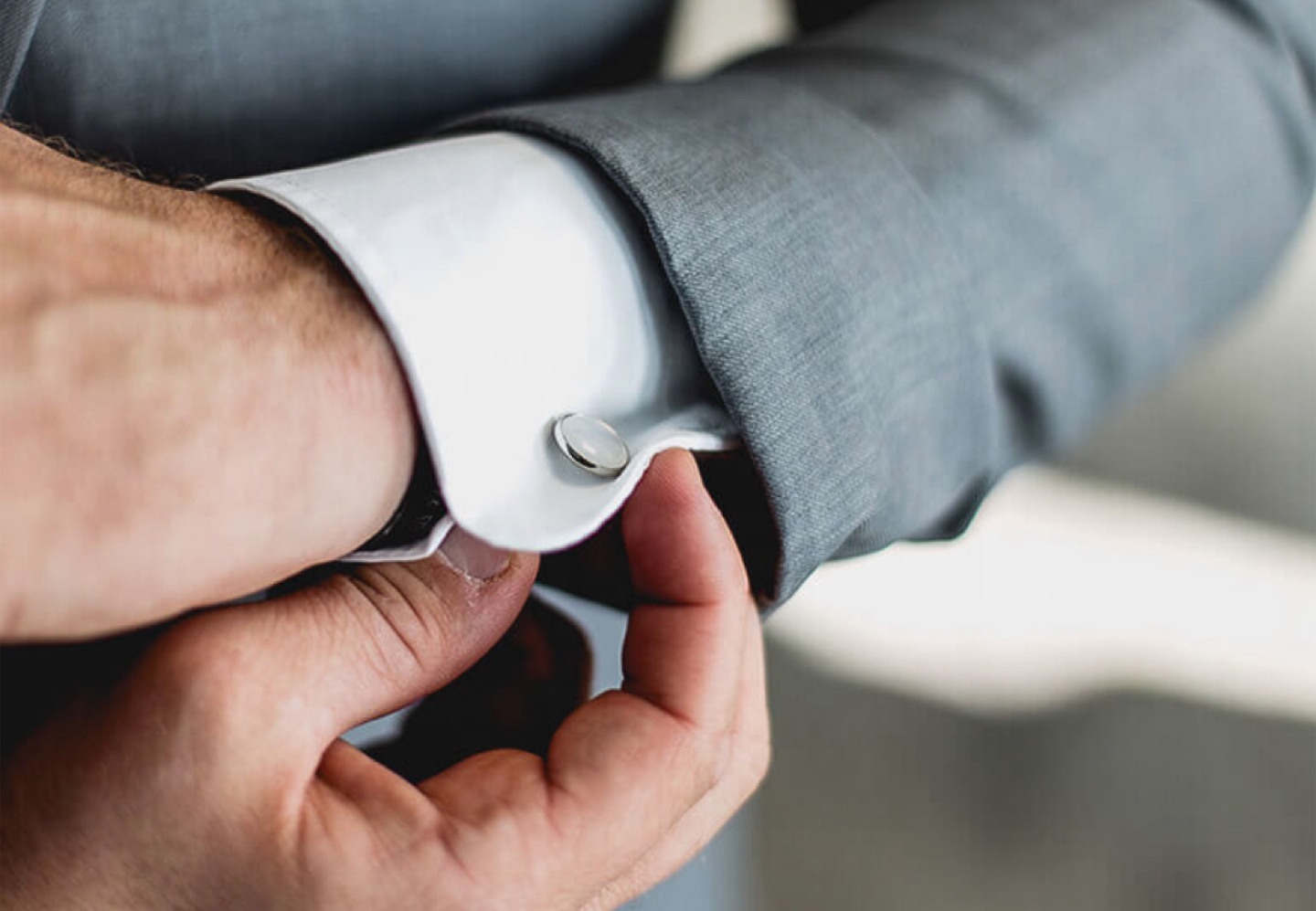 Men's Cufflinks and Tie Clip Set - Gear Shift Design