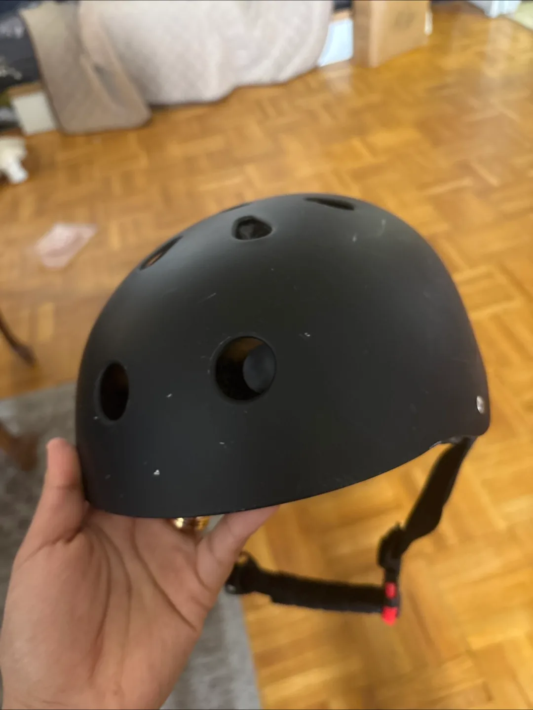 Black Skate Helmet thumbnail