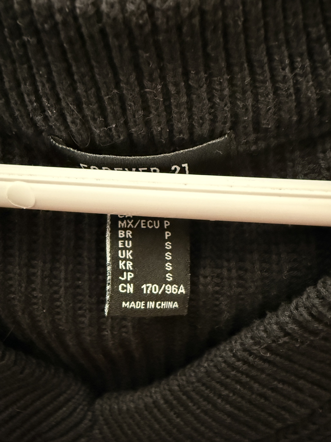 Forever 21 Black Knit Sleeveless Sweater Vest - photo 2