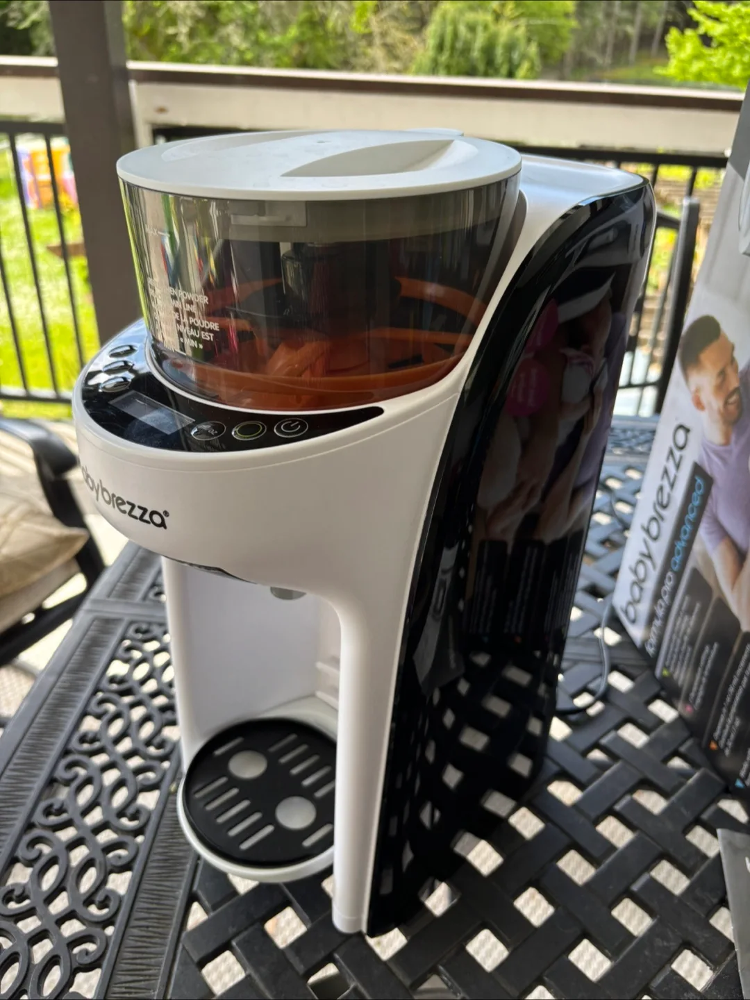 Baby Brezza Formula Pro Advanced Baby Bottle Maker thumbnail