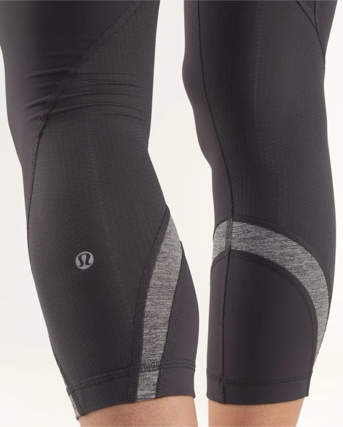 Lululemon Run: inspire crops  - Size 10 image indicator(5)
