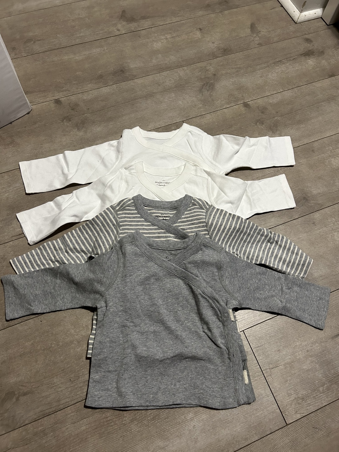 Bundle of Baby Clothes - Newborn to 3 Months - photo 2