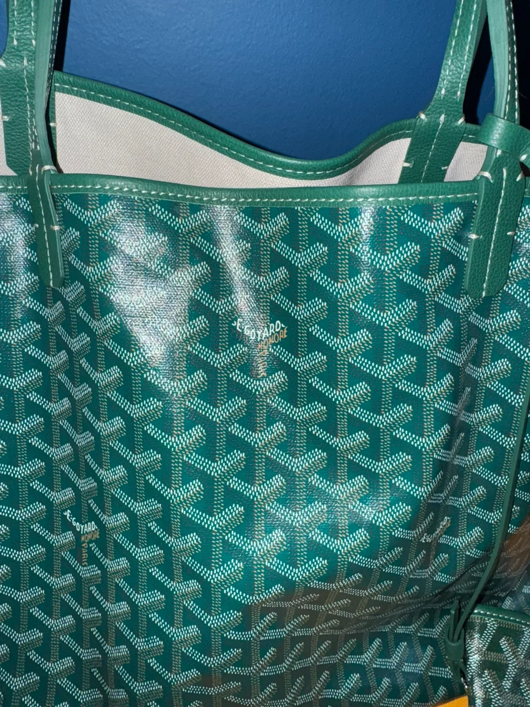 Goyardine Anjou Reversible GM Tote Green image indicator(3)