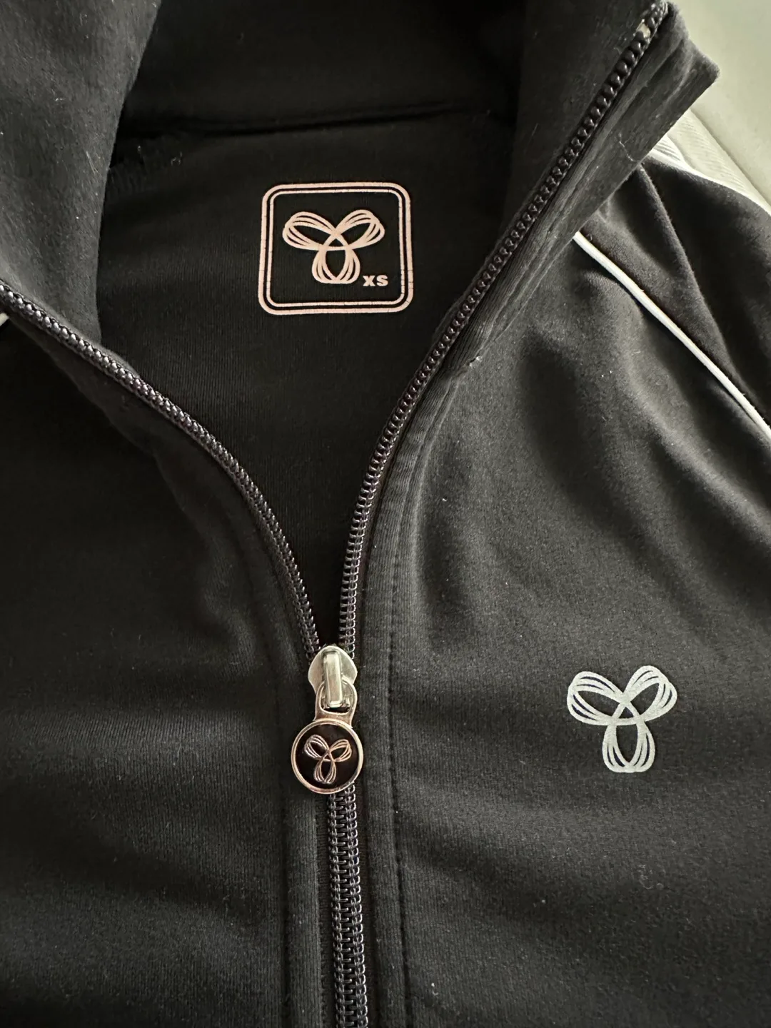 Aritzia TNA Tracksuit - Size XS - Black image indicator(3)