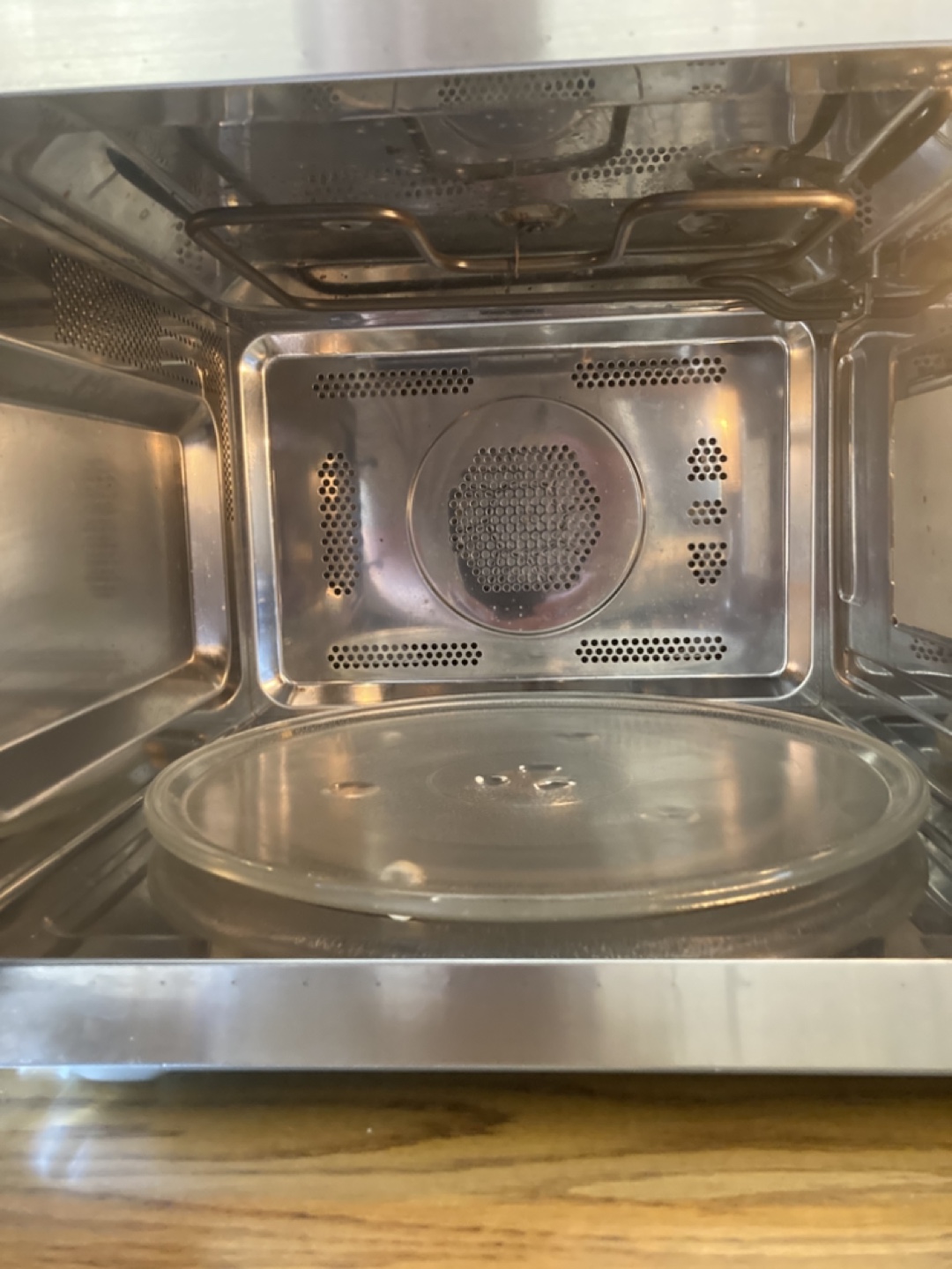 GE Microwave Oven with Convection - photo 5
