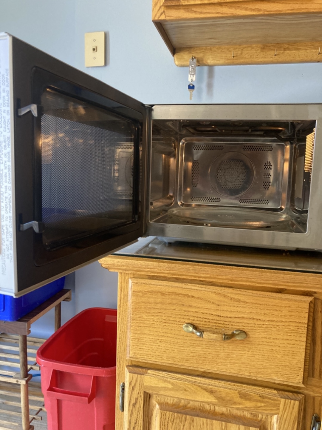 GE Microwave Oven with Convection - photo 4