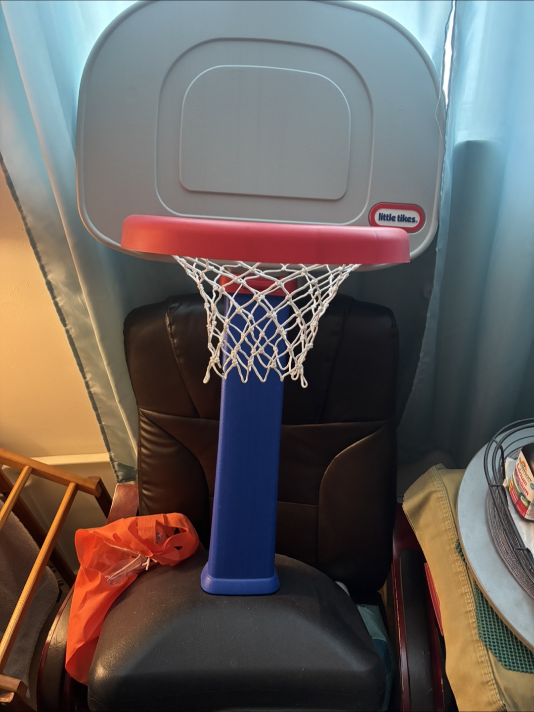 Little Tikes Basketball Hoop