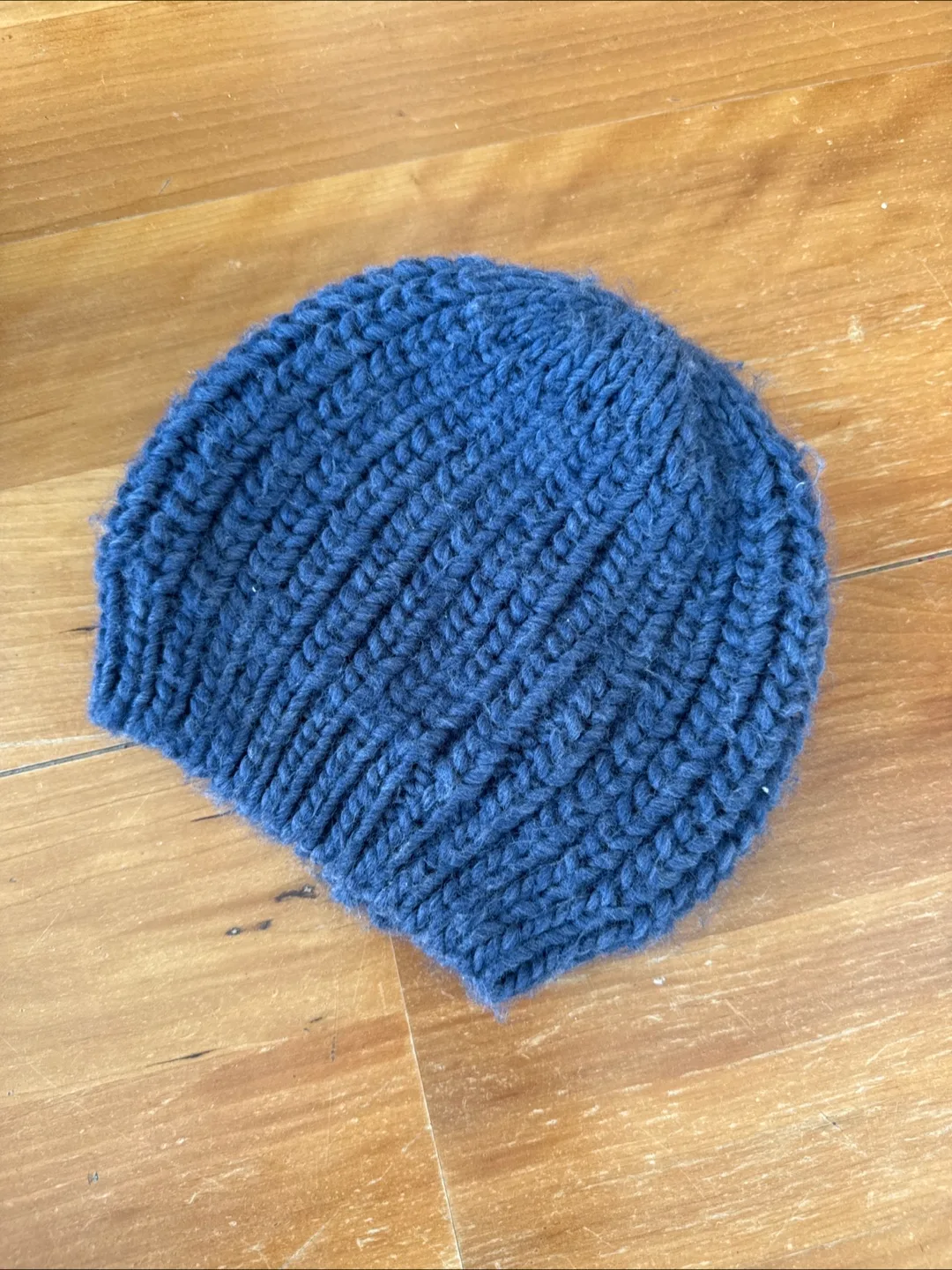 Navy knitted beanie thumbnail
