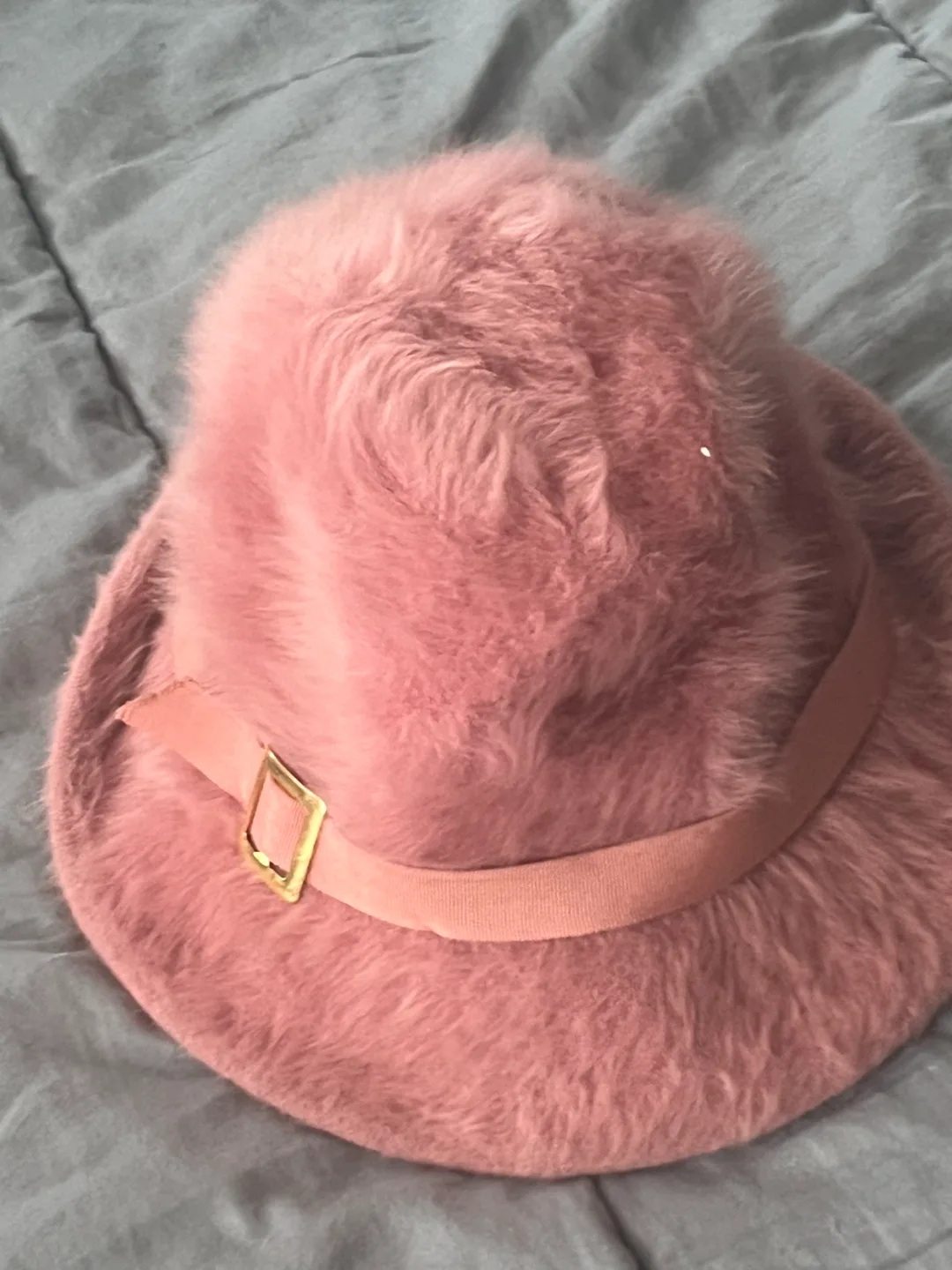 Kangol Design Pink Fuzzy Hat image indicator(2)