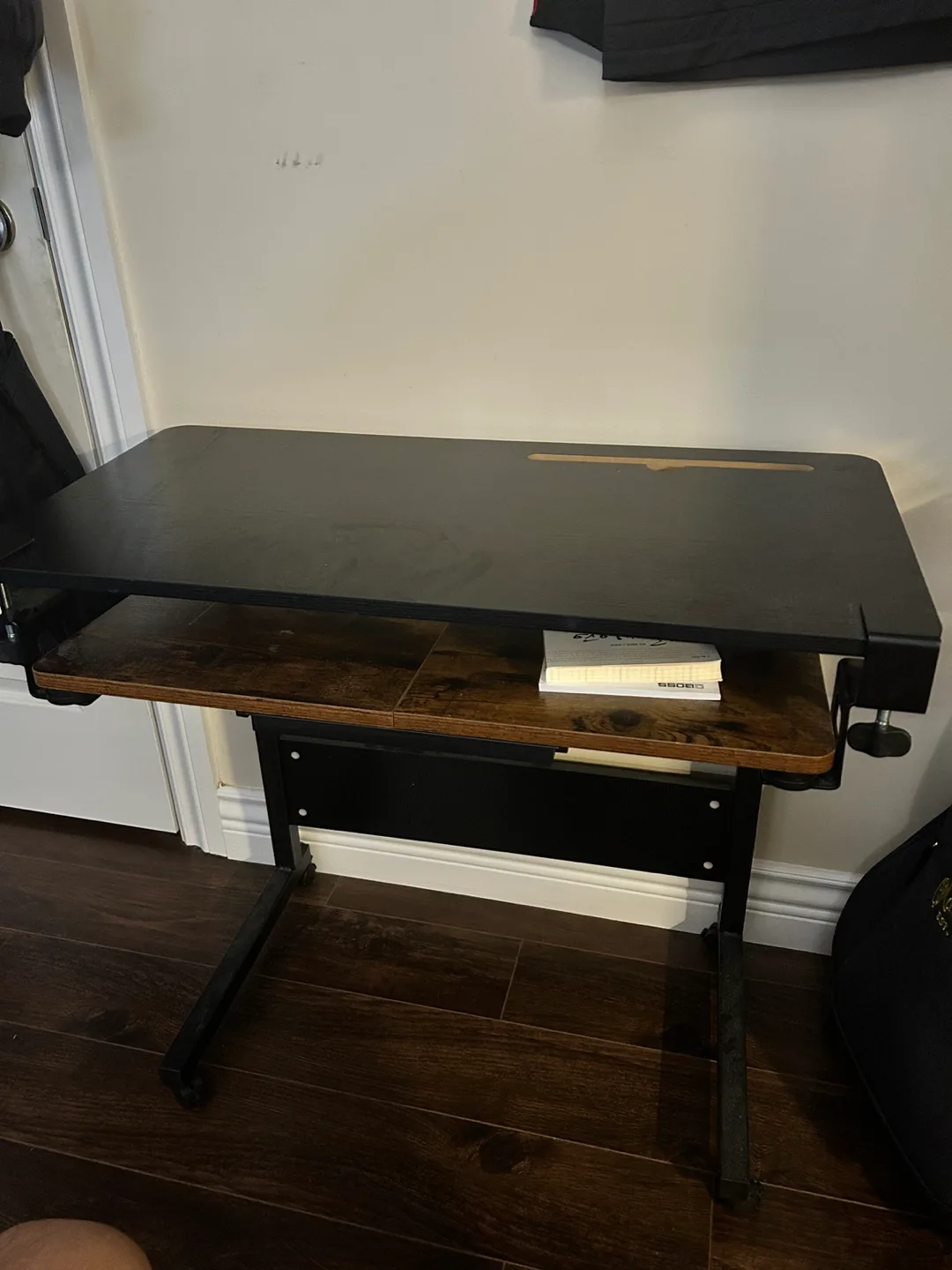 Adjustable height desk thumbnail