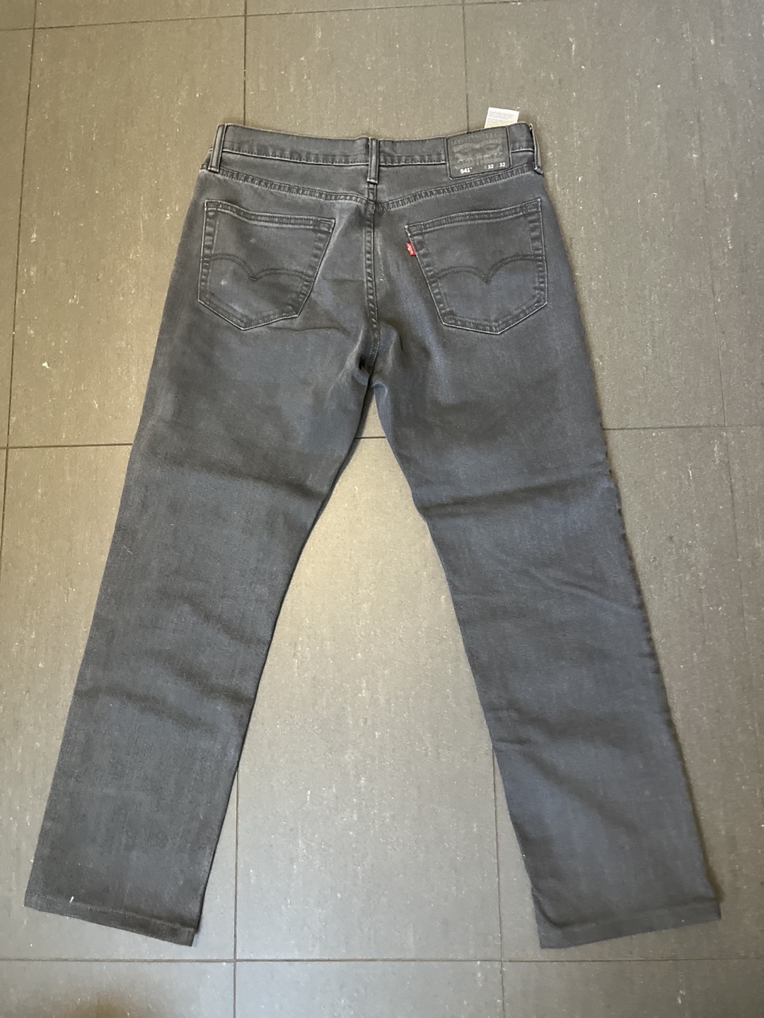 Men’s Levi's 541 - Size 32x32 - Dark Grey