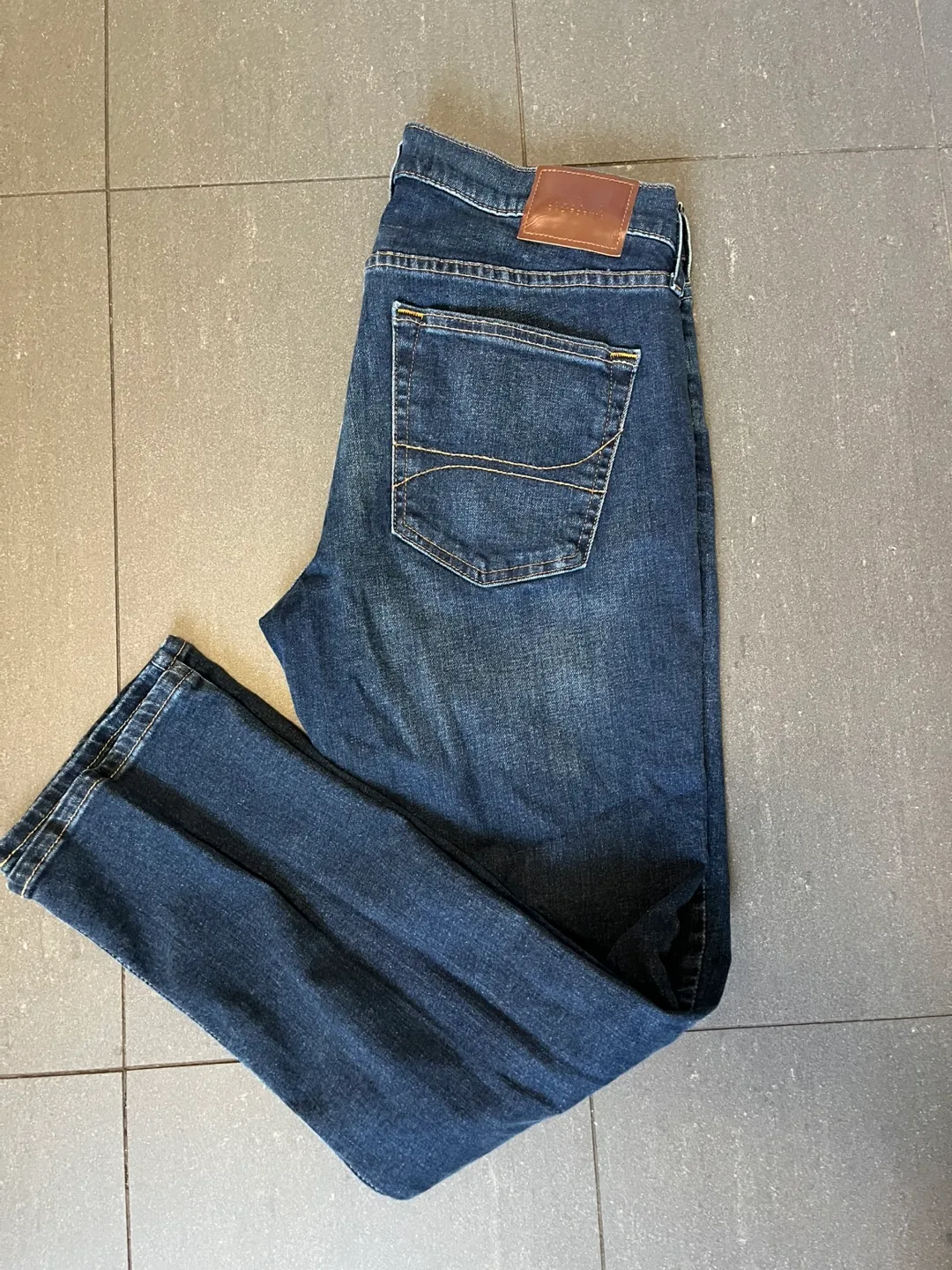 Hollister Men's Slim Jeans - Size 32x30 image indicator(3)