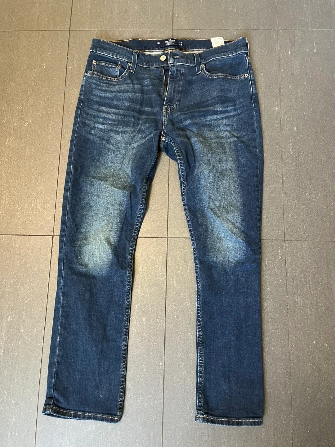 Hollister Men's Slim Jeans - Size 32x30 thumbnail