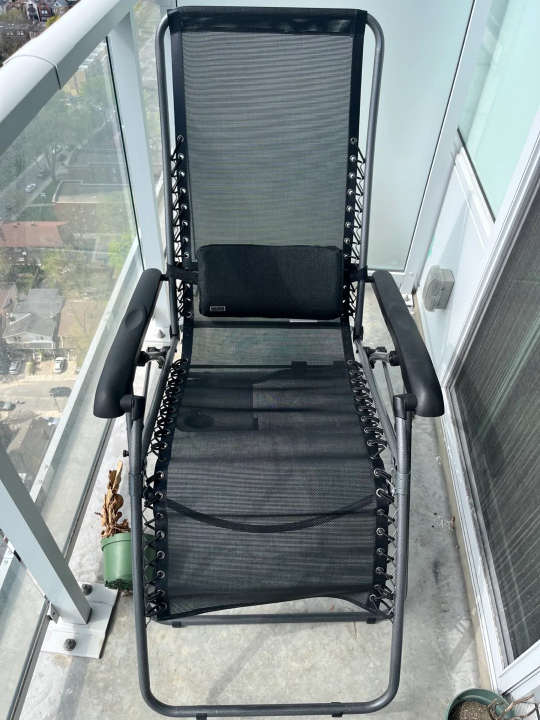 Relaxing Zero Gravity Chair image indicator(2)