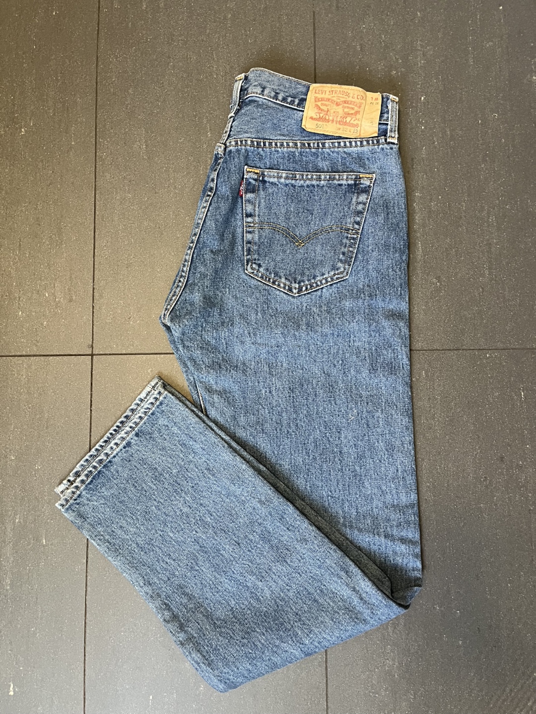 Levi's 501 Jeans - Size 32x32 - photo 2