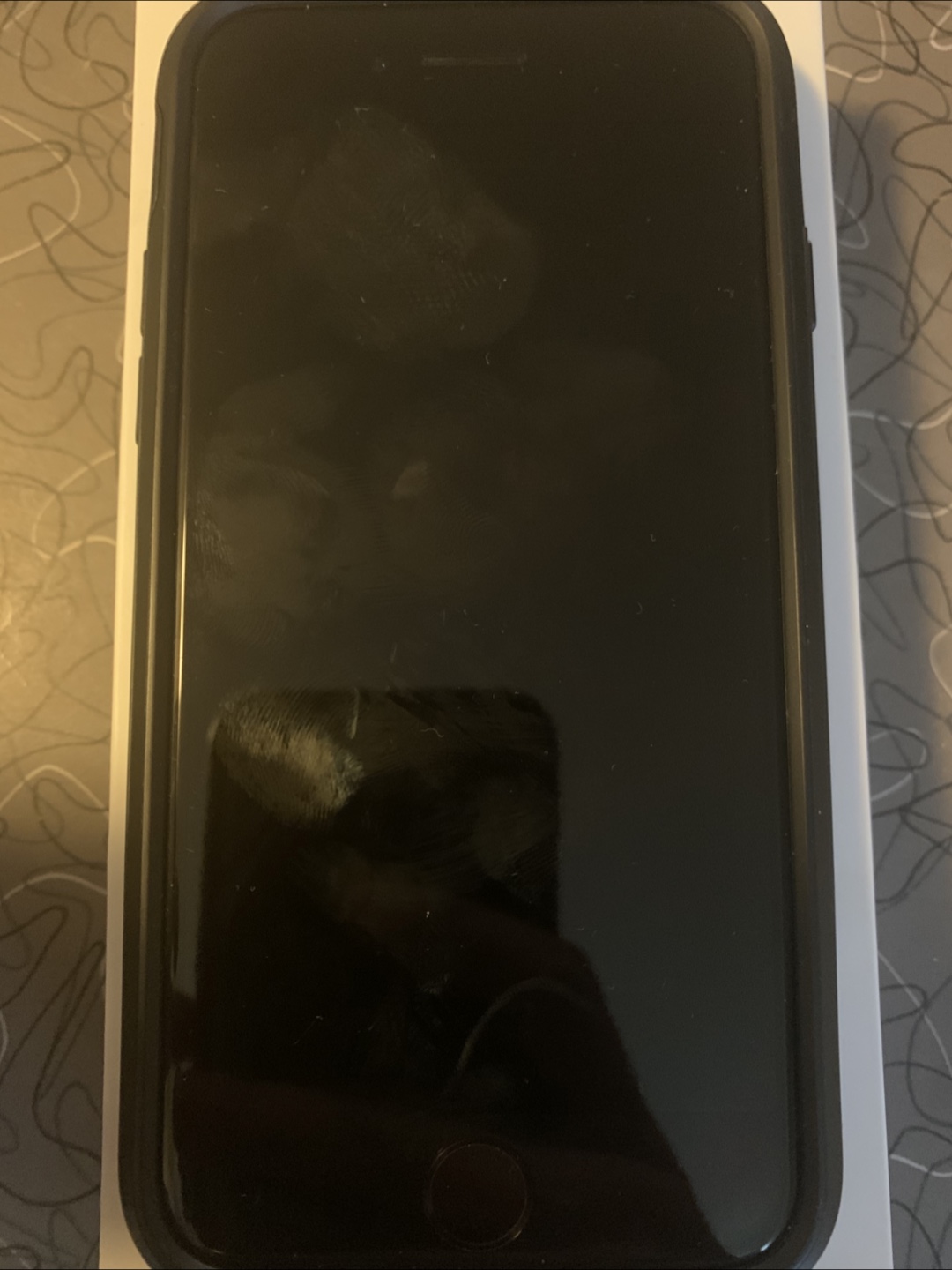 I phone SE 2020 2nd generation - photo 2