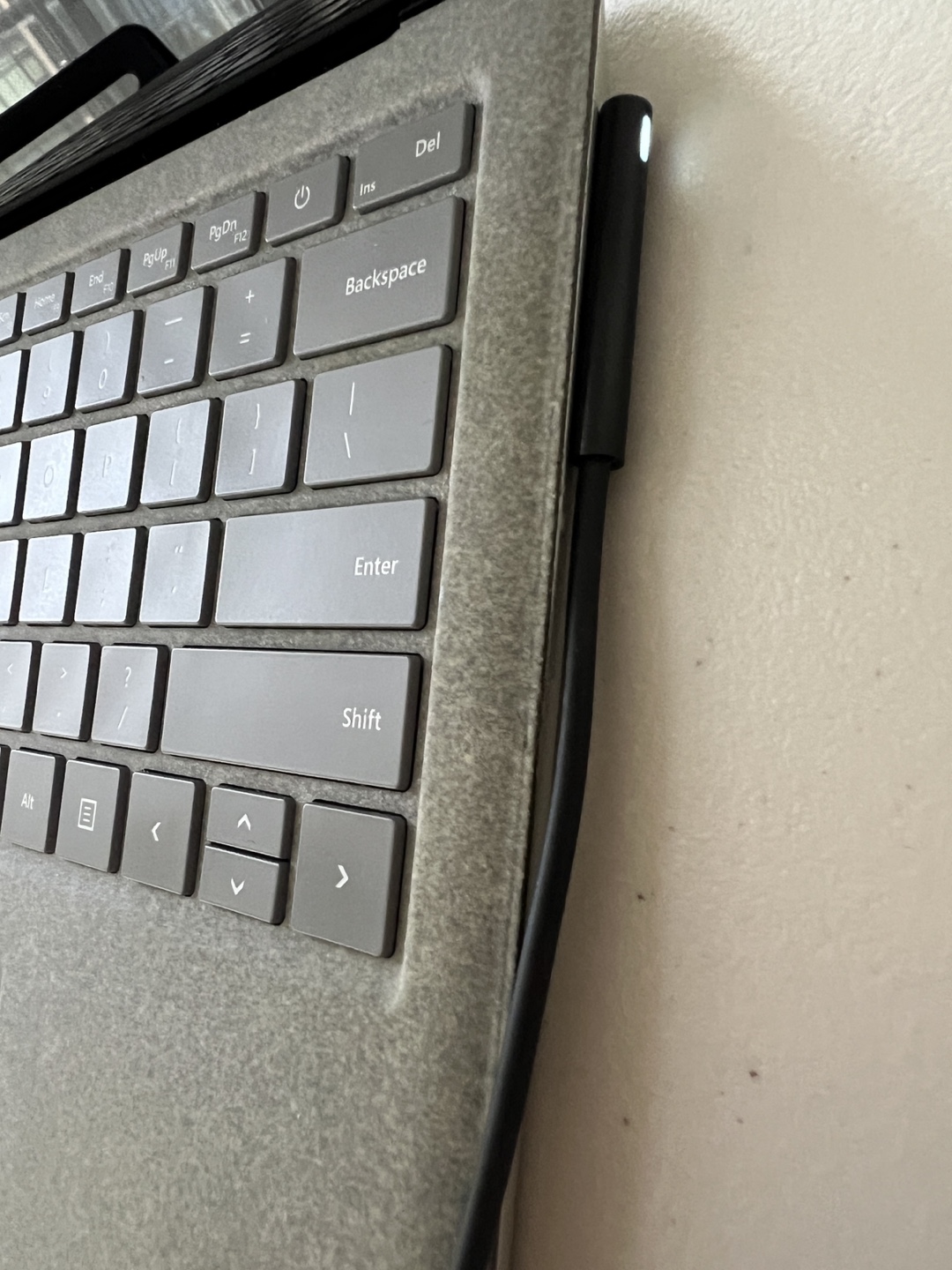 Microsoft Surface Laptop - photo 3