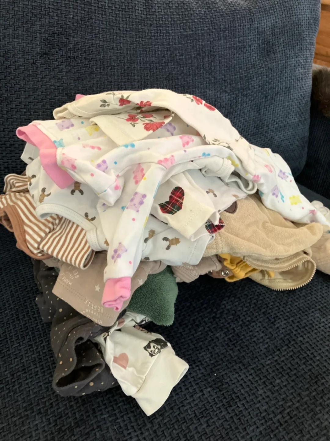 Baby Outfit Bundle - 8 Adorable Sets + 5 onesies!🧡 image indicator(10)