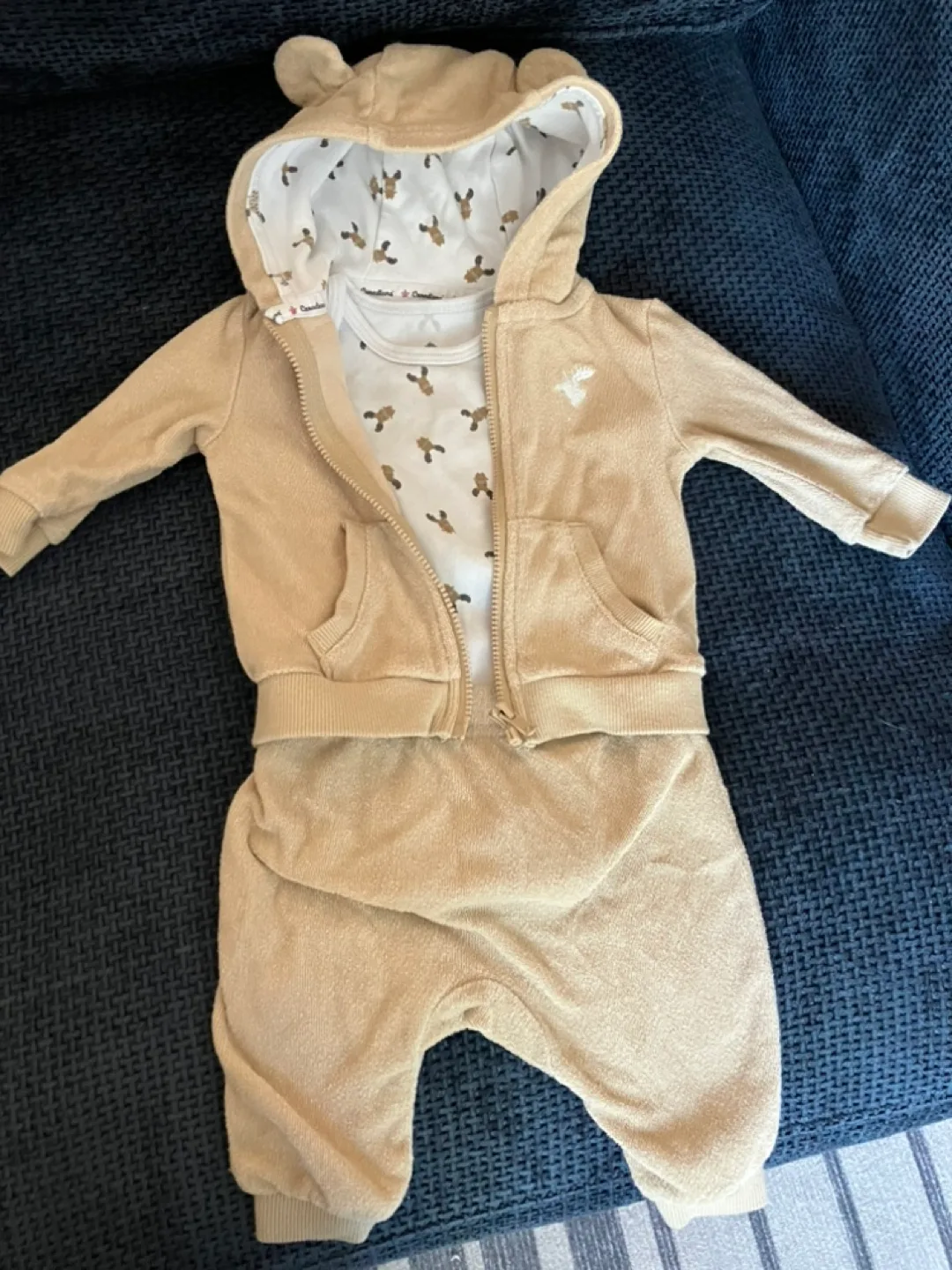 Baby Outfit Bundle - 8 Adorable Sets + 5 onesies!🧡 image indicator(8)