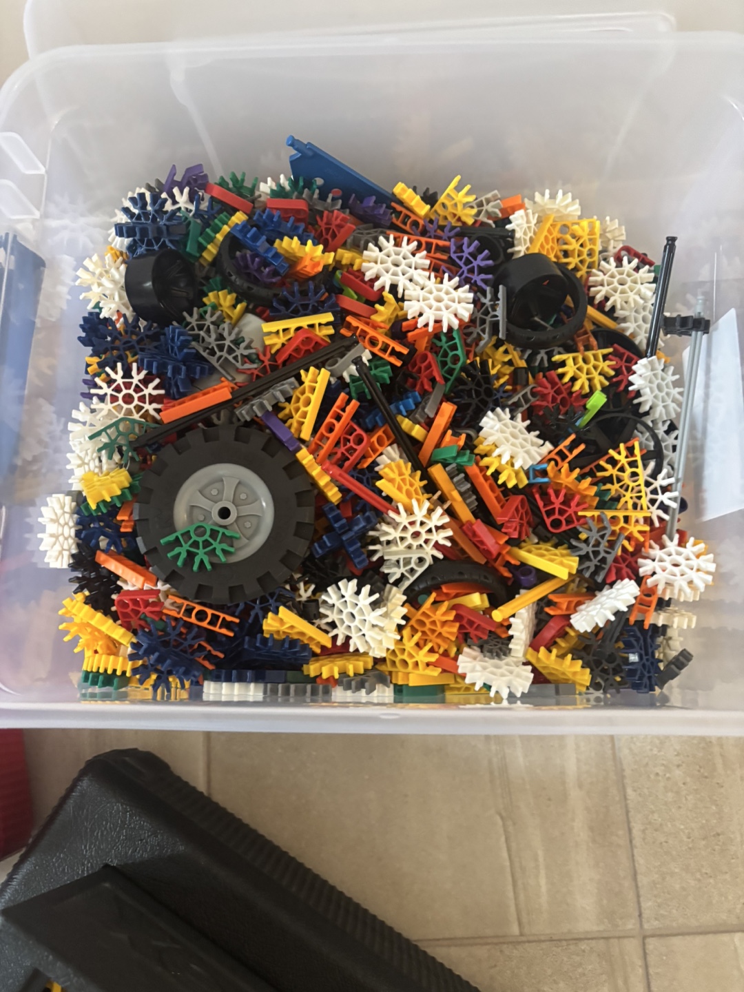 Giant K'NEX Building Set Lot with Instruction Manuals - photo 3