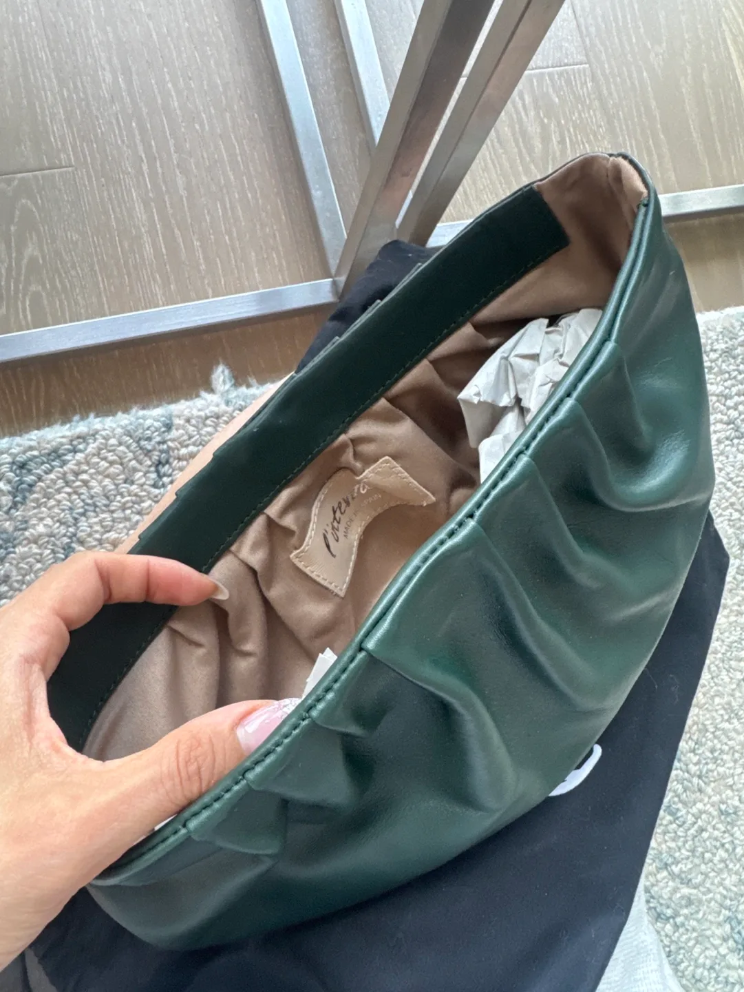 Matte Green Leather Shoulder Bag image indicator(2)