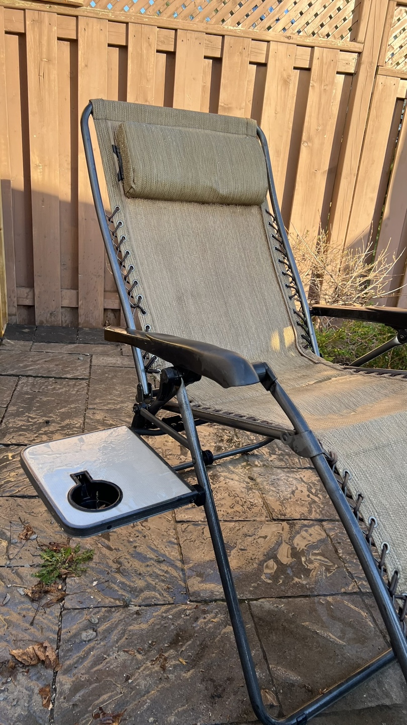 Zero Gravity Recliner Chair with Side Tray