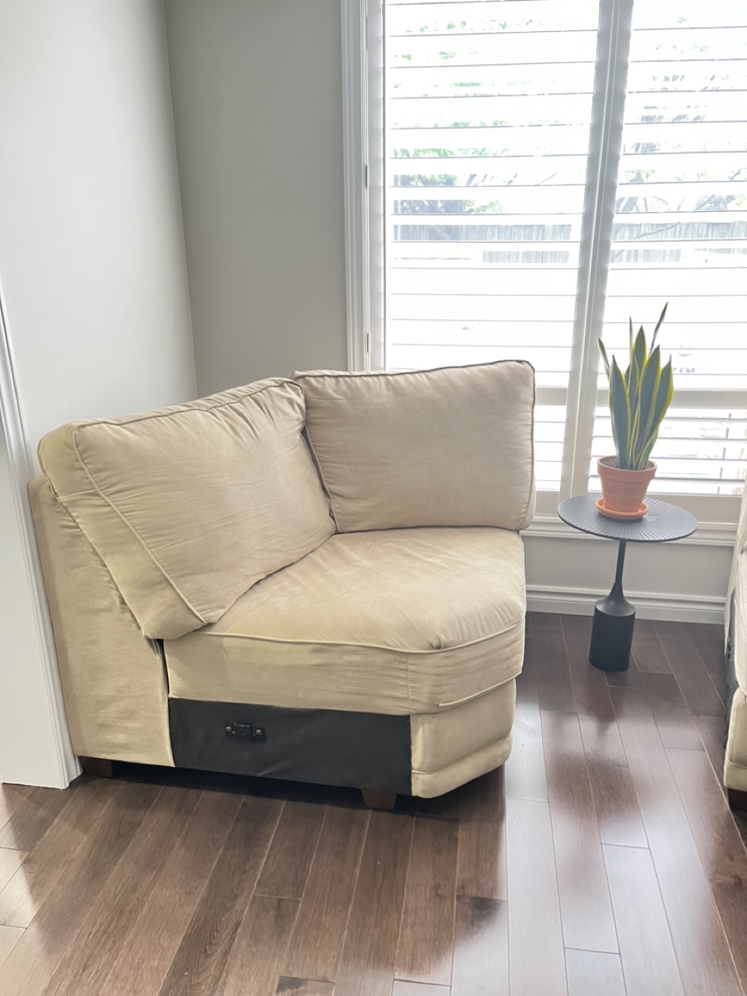 Laz-y-Boy Beige Corner Sofa