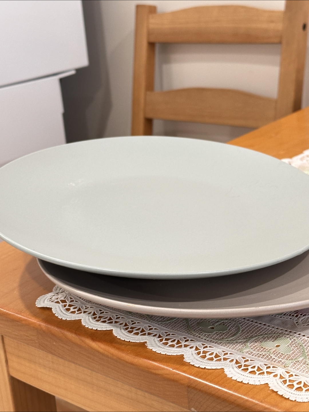 Bowls, plates, containers - photo 4