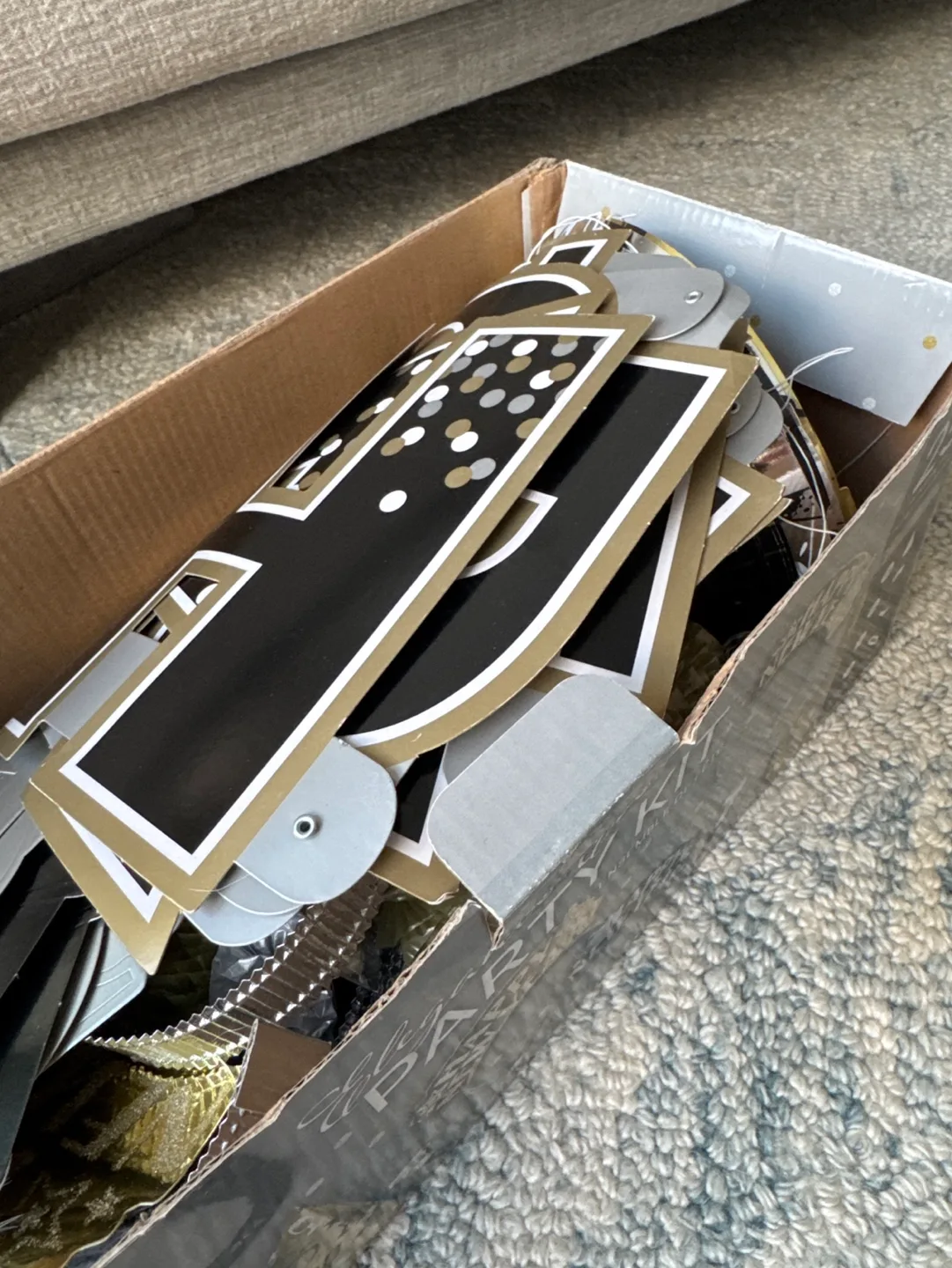 New Year's Eve Party Kit image indicator(2)