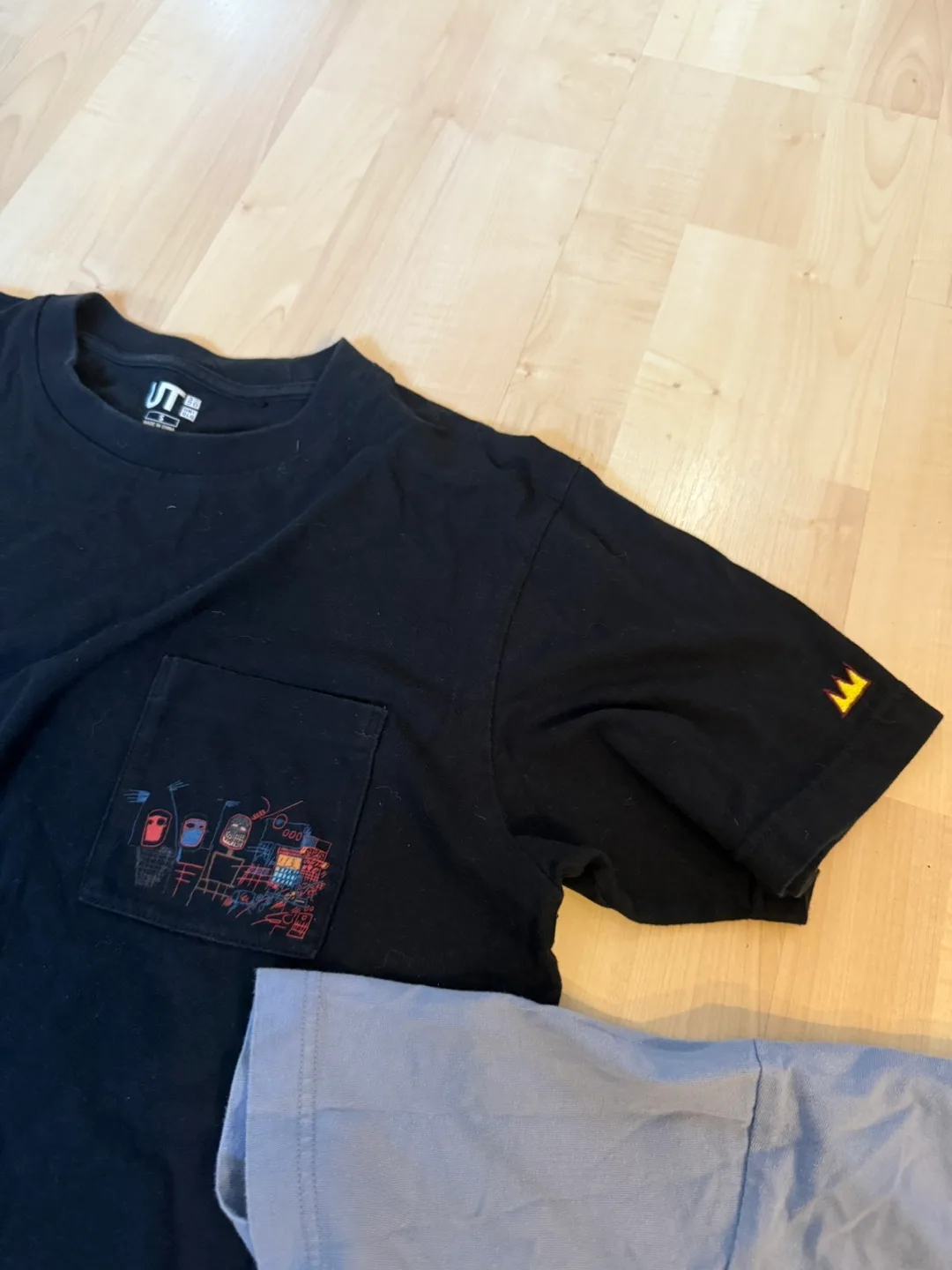 Jean-Michel Basquiat UT Collection T-shirts (2) image indicator(3)