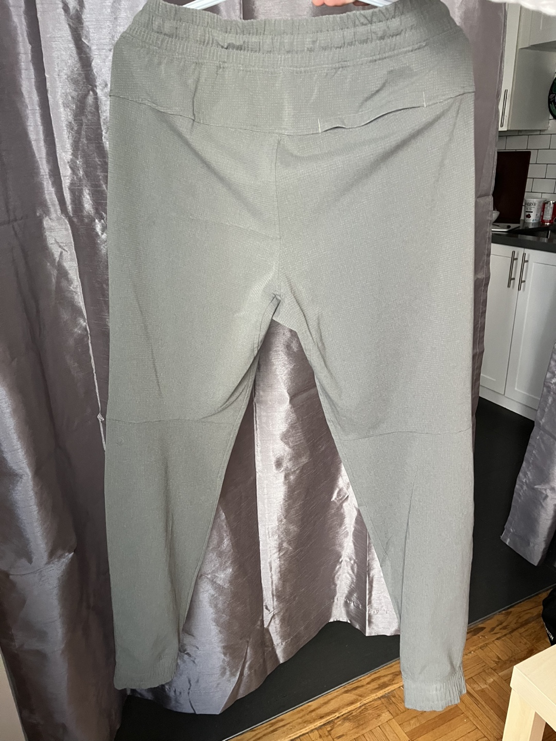 Lululemon Woven Joggers - Size M - photo 2