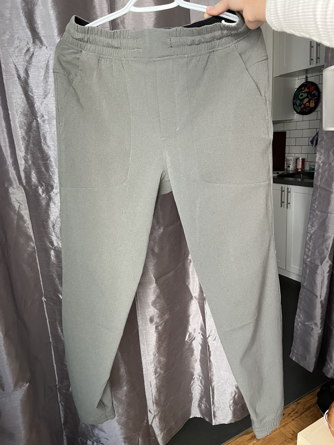 Lululemon Woven Joggers - Size M