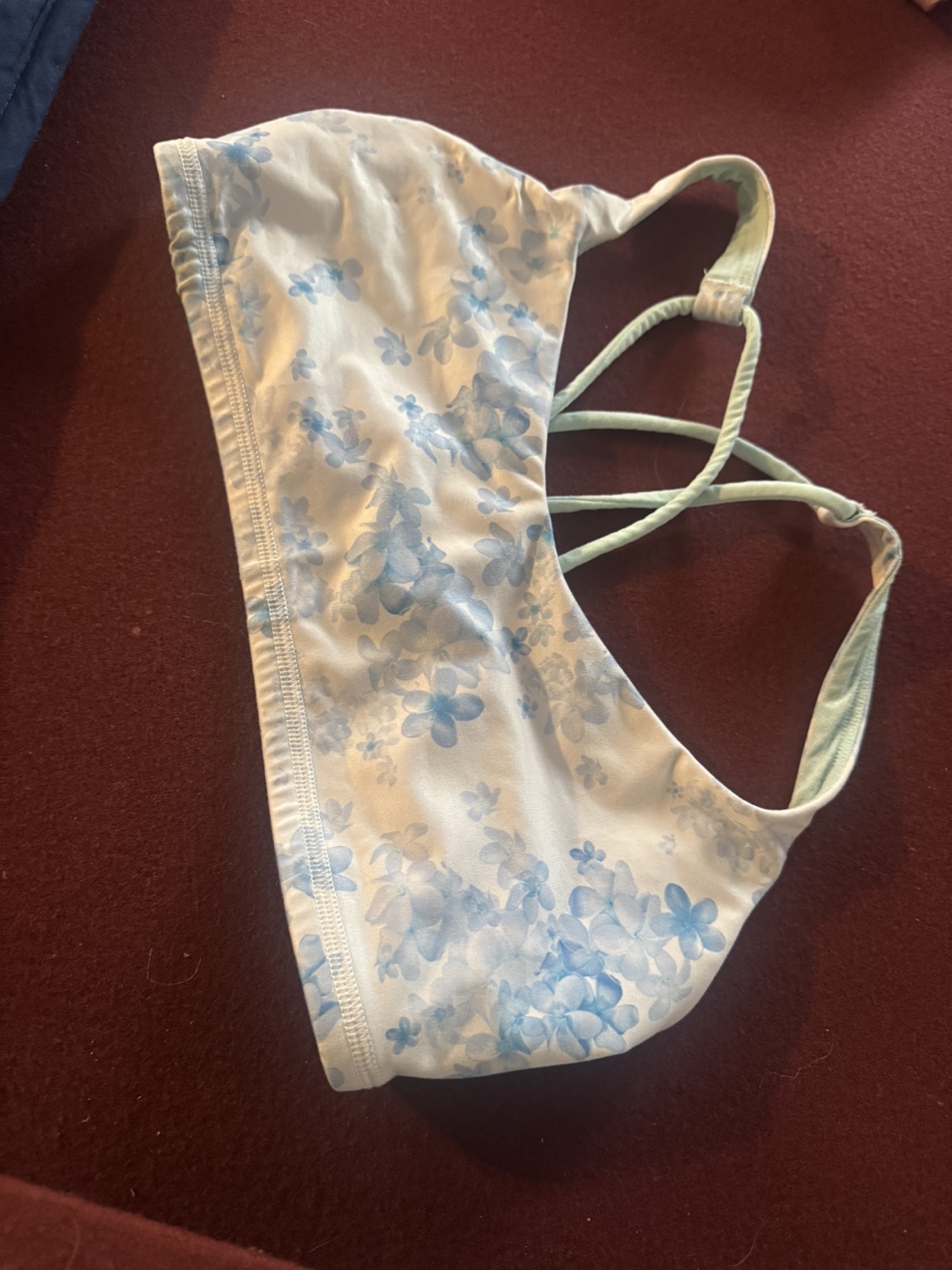 Lululemon Free to Be Serene Bra - Size 6