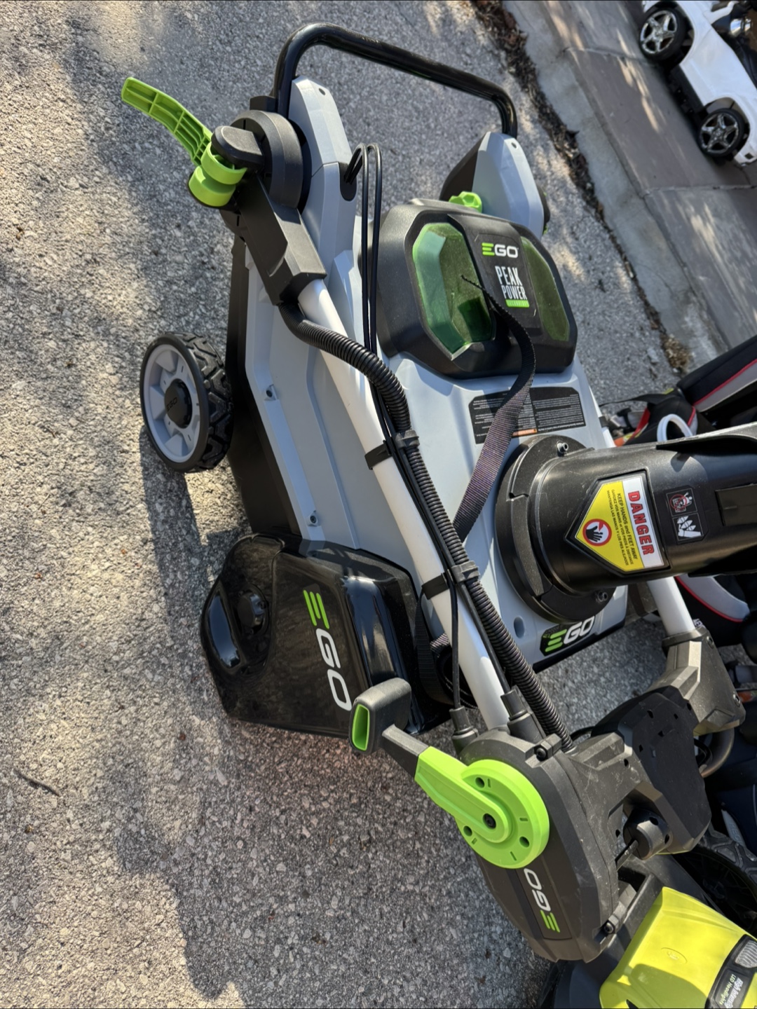 EGO Peak Power 56-Volt Cordless Snow Blower