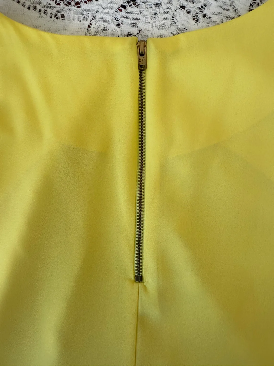 🌞 Woman’s Tank Top (Size 4) New without tags image indicator(9)