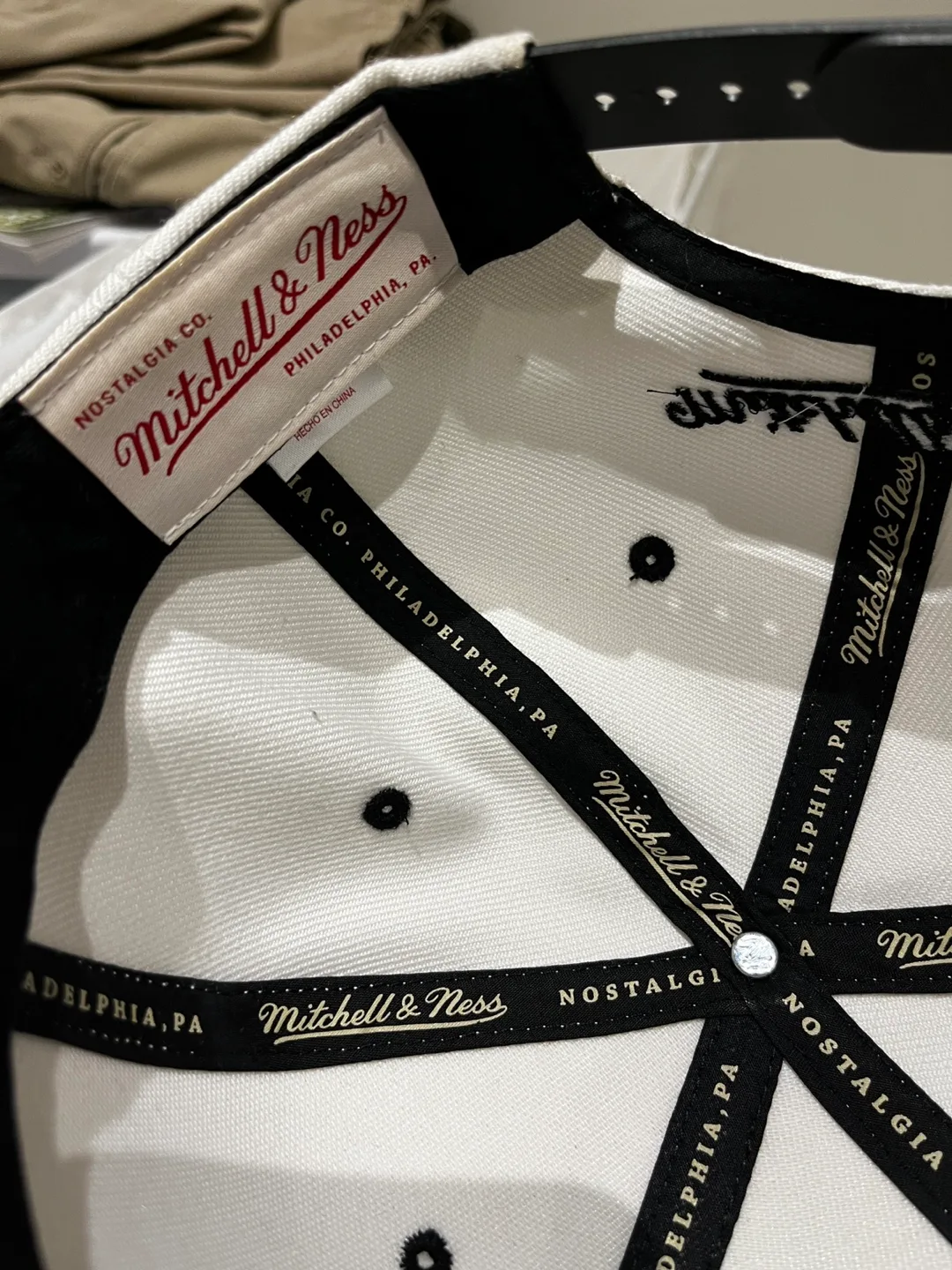 M&N Vancouver Grizzlies hat | NBA image indicator(2)