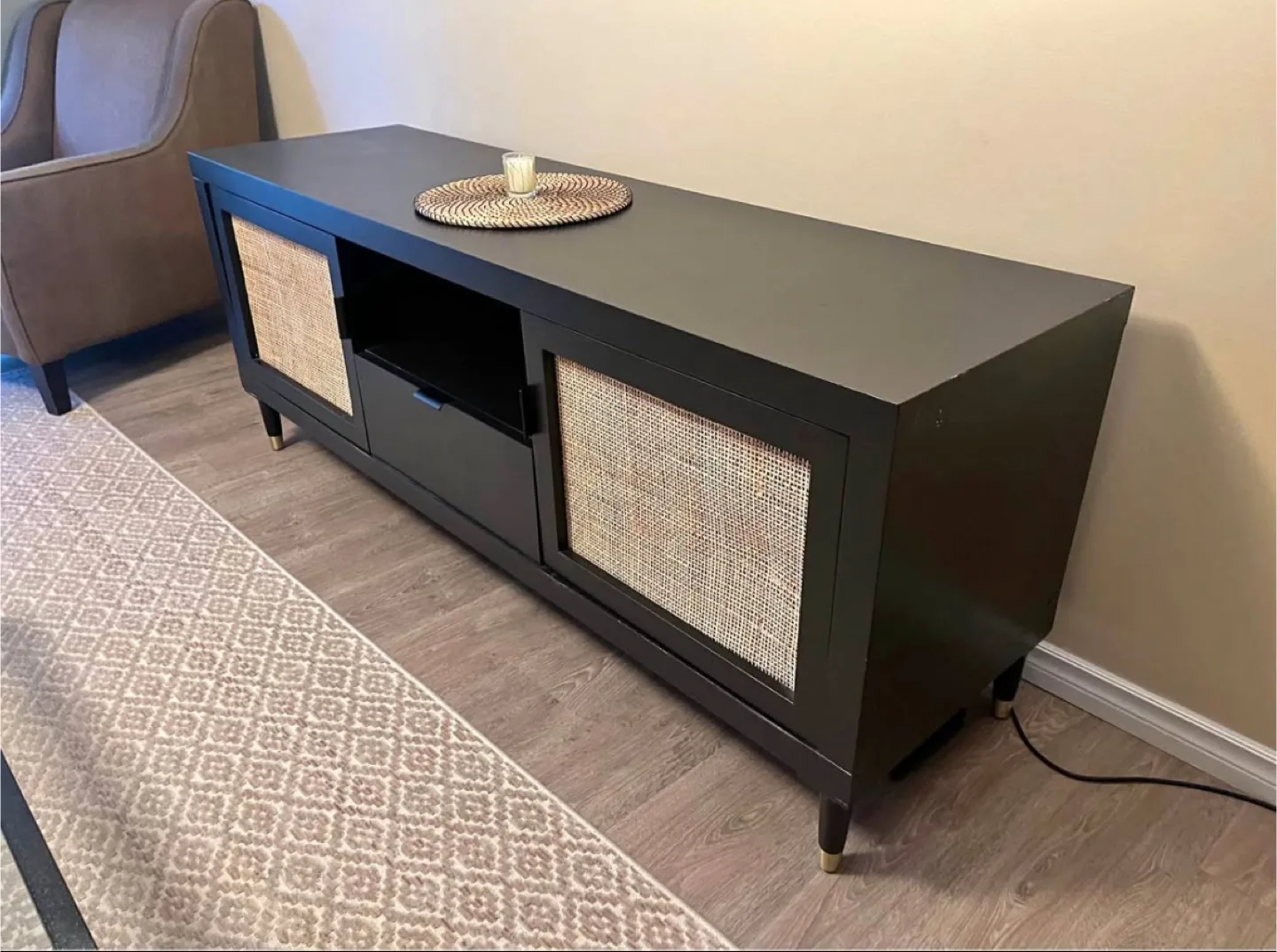 Elegant TV Cabinet image indicator(3)