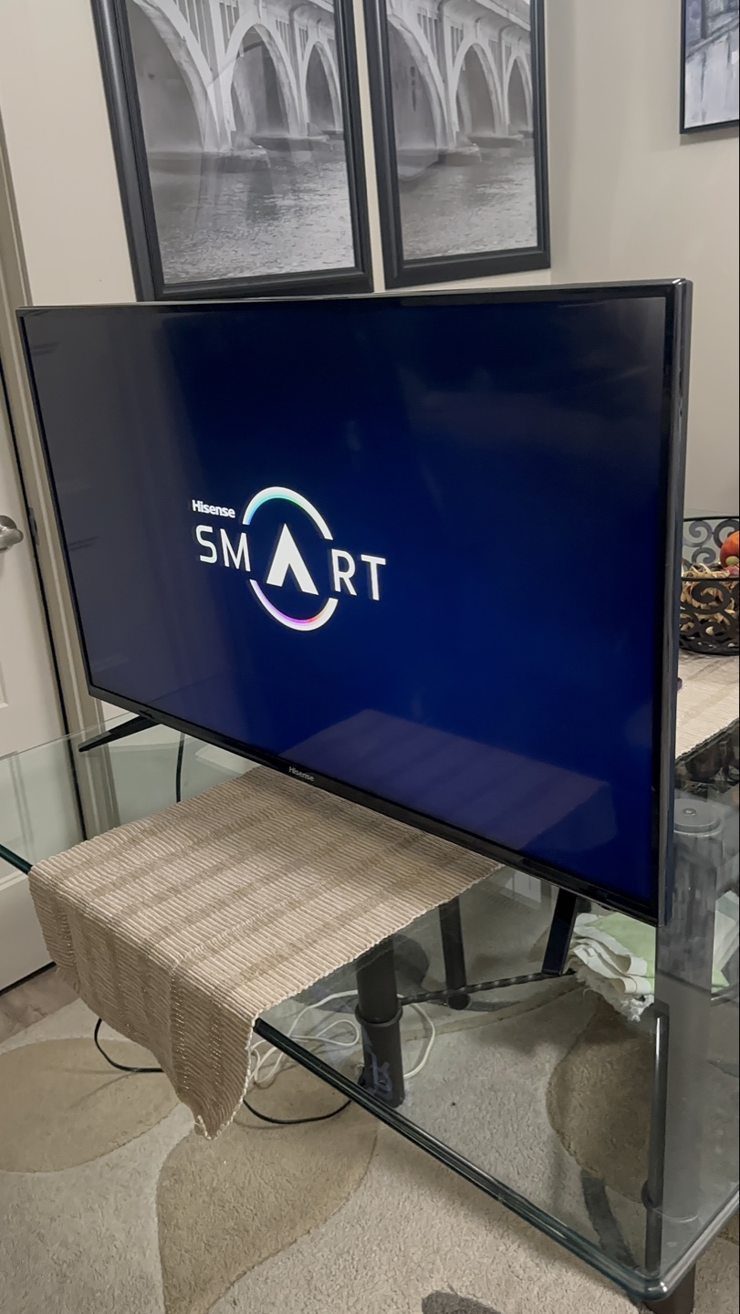 42-inch Hisense 4K UHD Smart TV in excellent working condition