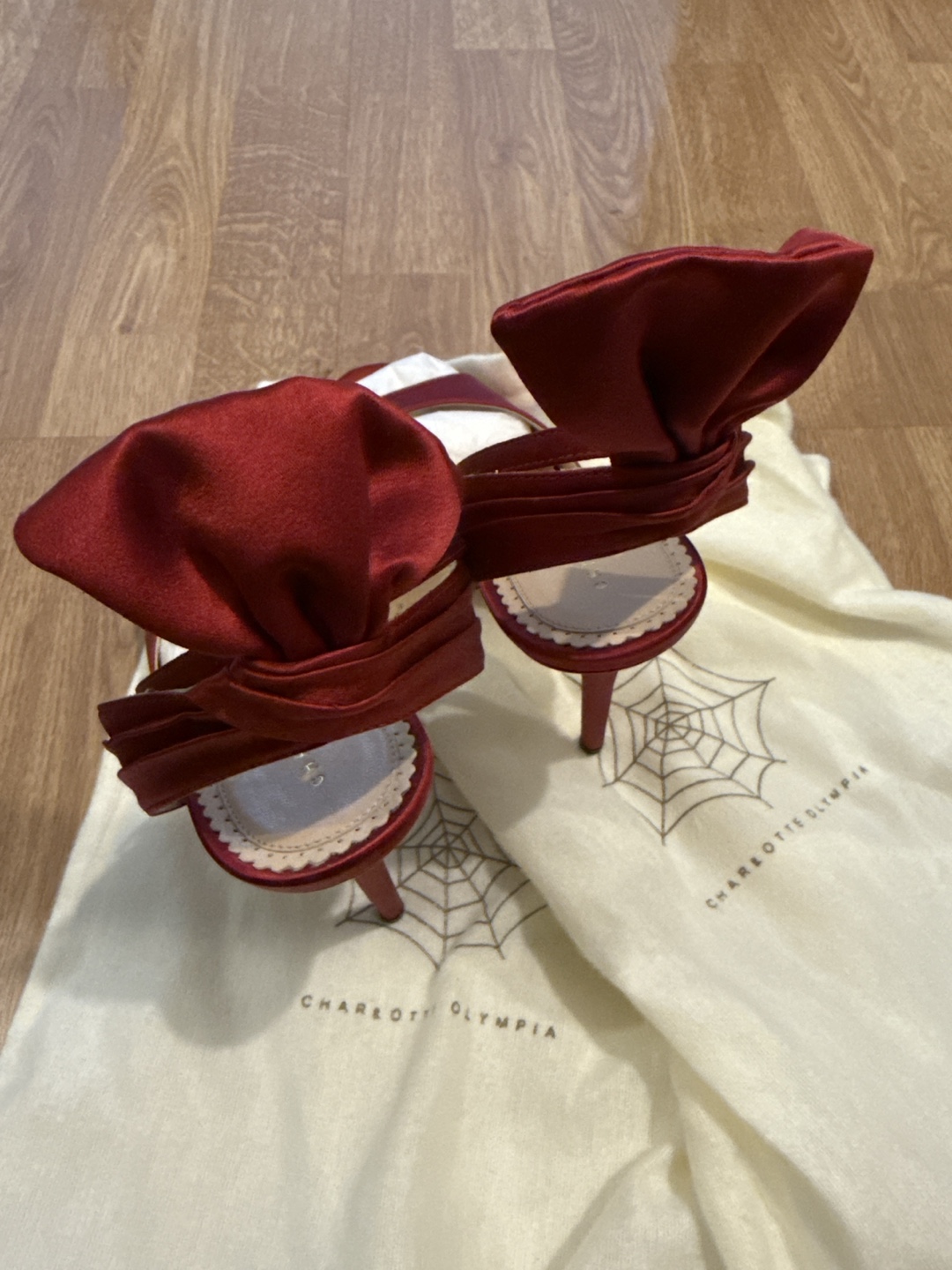 Authentic Charlotte Olympia Wallace Satin Heels Sandals - photo 3