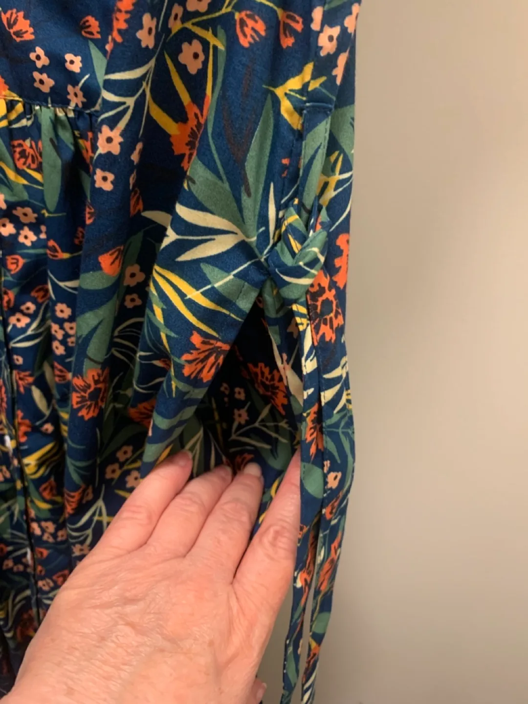 NWT Karma East Vivie Dress - Wild Flower - Size Medium image indicator(4)