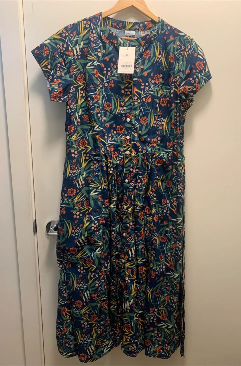 NWT Karma East Vivie Dress - Wild Flower - Size Medium image indicator(2)
