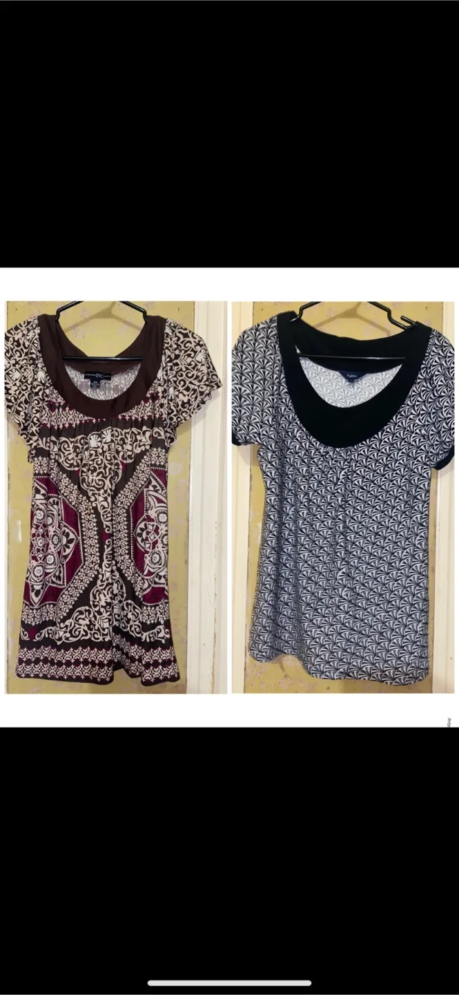 Women’s tops size Medium image indicator(2)